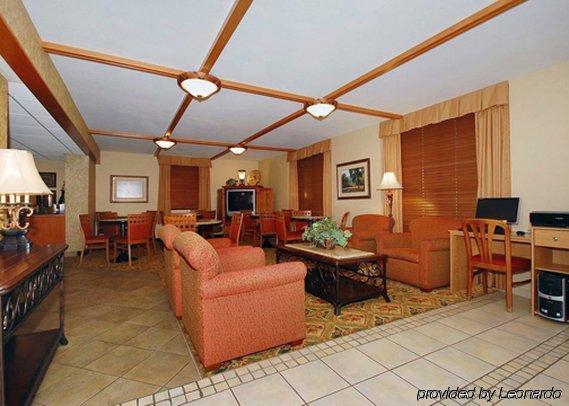 Quality Inn & Suites North Спрингфилд Ресторан фото