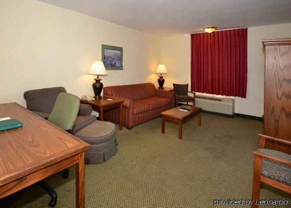 Quality Inn & Suites North Спрингфилд Номер фото