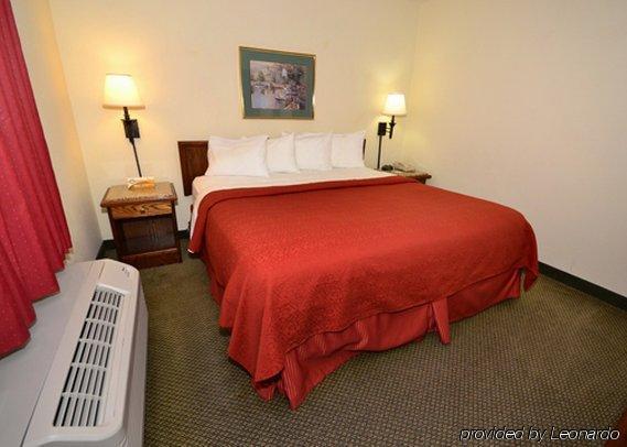 Quality Inn & Suites North Спрингфилд Номер фото