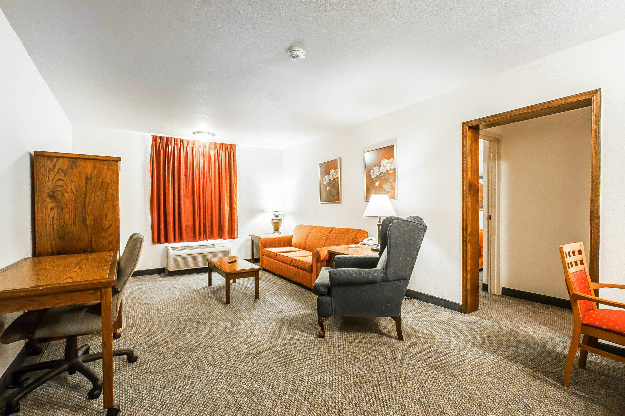 Quality Inn & Suites North Спрингфилд Экстерьер фото